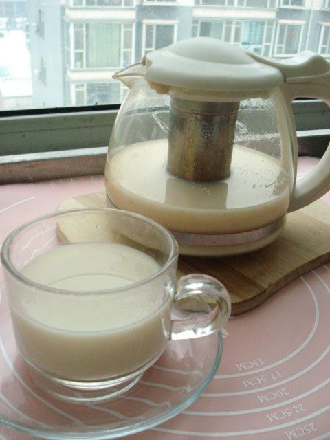 秋天的第一杯奶茶是什么梗