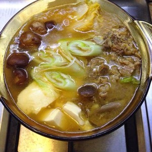 韩式鲜菌辣肥牛汤的正宗做法