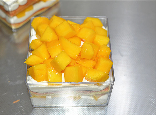 芒果盒子蛋糕怎么做